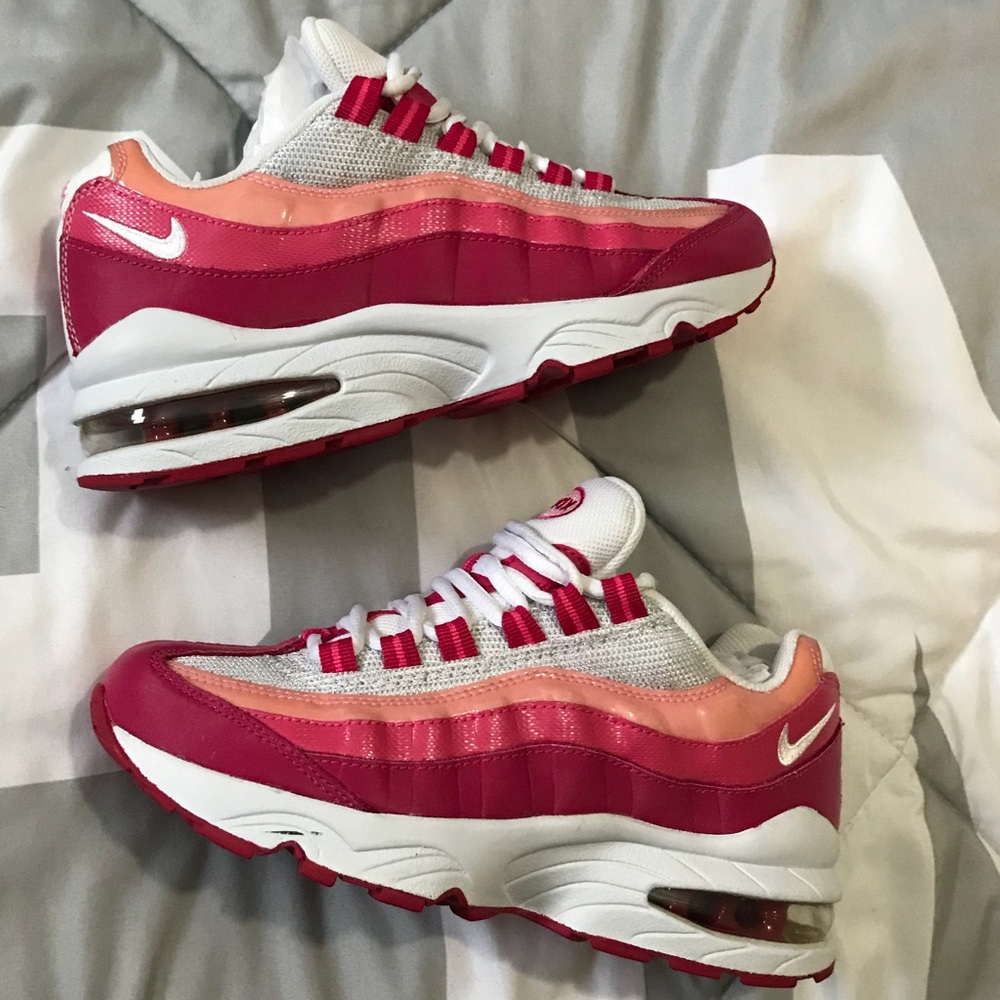 🎆 Nike Air Max 95’s 🎆
